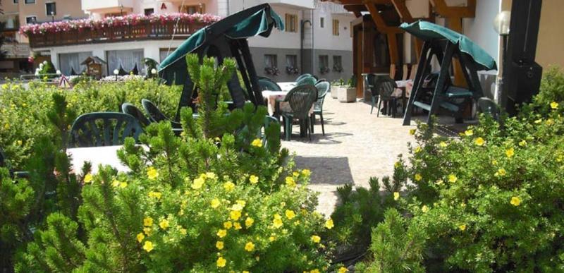 Hotel Stella Alpina Андало Экстерьер фото