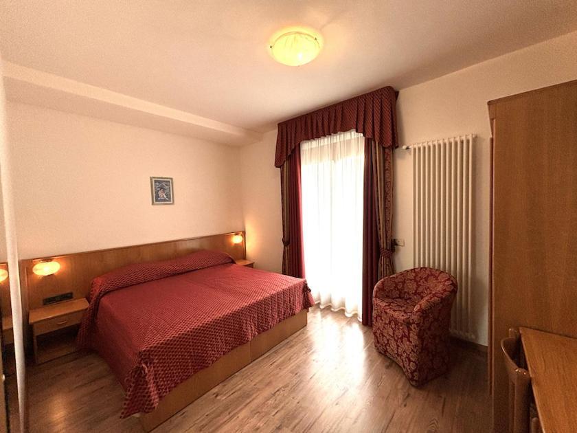 Hotel Stella Alpina Андало Номер фото