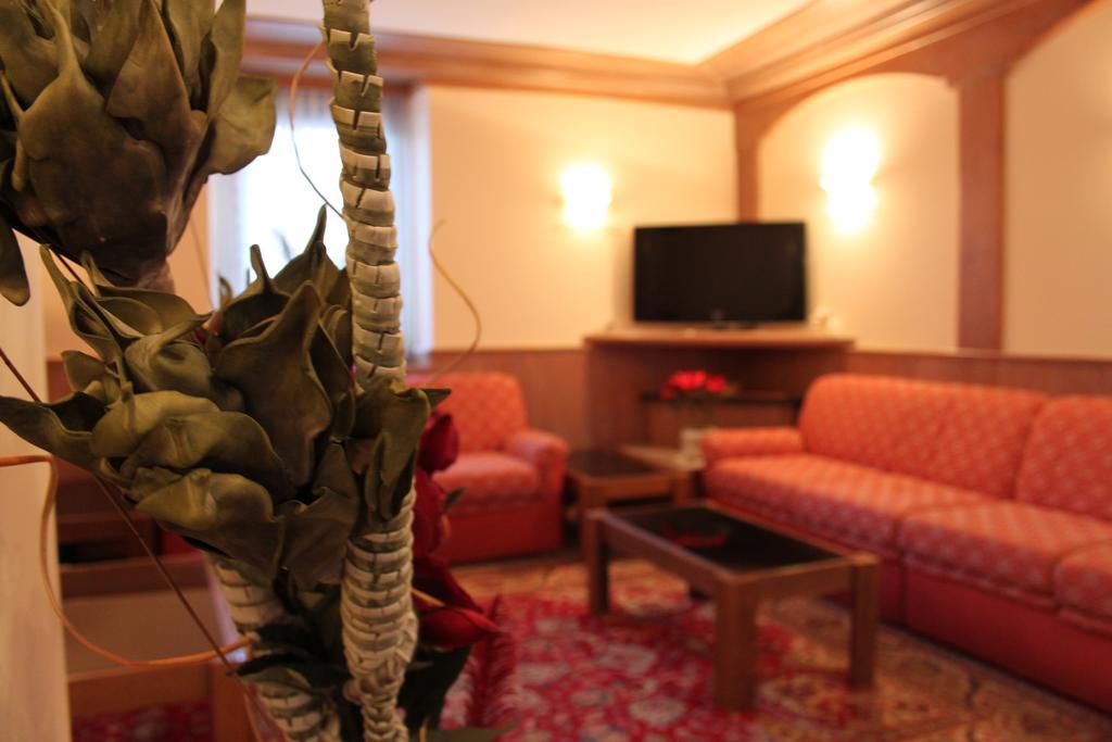 Hotel Stella Alpina Андало Экстерьер фото
